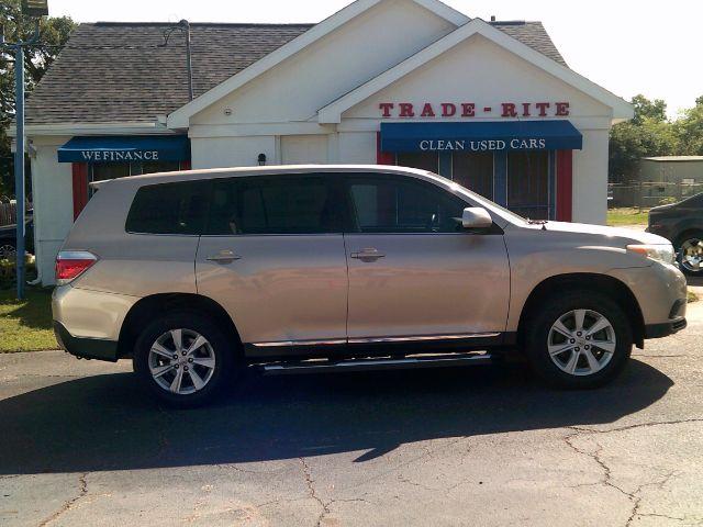 photo of 2011 Toyota Highlander