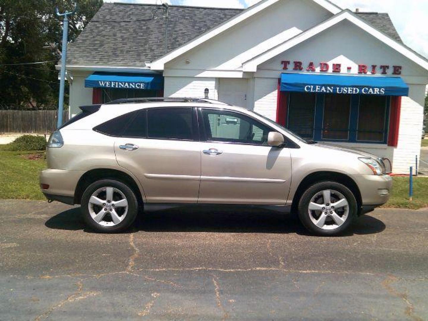 2008 Gold /Tan Leather Lexus RX 350 FWD (2T2GK31U98C) with an 3.5L V6 DOHC 24V engine, 5-Speed Automatic transmission, located at 116 N. Frazier Street, Conroe, TX, 77301, (936) 647-0690, 30.308662, -95.460480 - Photo#0
