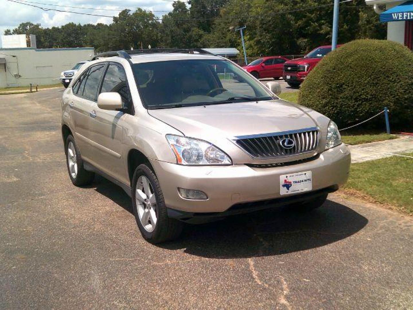 2008 Gold /Tan Leather Lexus RX 350 FWD (2T2GK31U98C) with an 3.5L V6 DOHC 24V engine, 5-Speed Automatic transmission, located at 116 N. Frazier Street, Conroe, TX, 77301, (936) 647-0690, 30.308662, -95.460480 - Photo#1