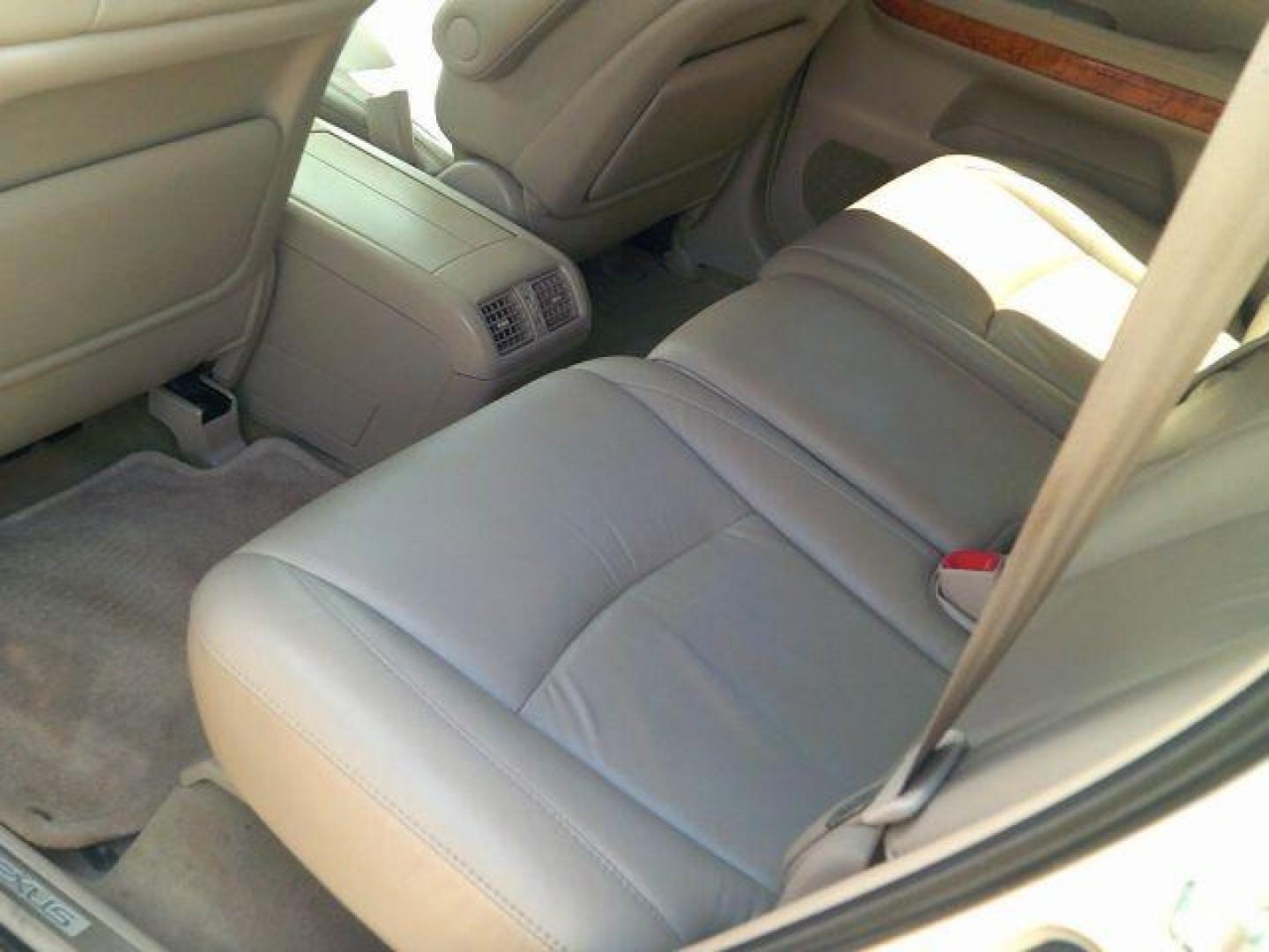 2008 Gold /Tan Leather Lexus RX 350 FWD (2T2GK31U98C) with an 3.5L V6 DOHC 24V engine, 5-Speed Automatic transmission, located at 116 N. Frazier Street, Conroe, TX, 77301, (936) 647-0690, 30.308662, -95.460480 - Photo#6