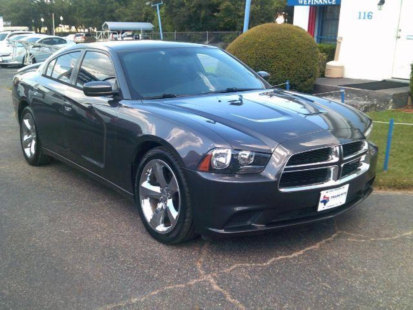 2013 Granite Crystal Meta /Black Cloth Interior Dodge Charger SE (2C3CDXBG9DH) with an 3.6L V6 DOHC 24V engine, 5-Speed Automatic transmission, located at 116 N. Frazier Street, Conroe, TX, 77301, (936) 647-0690, 30.308662, -95.460480 - Photo#1