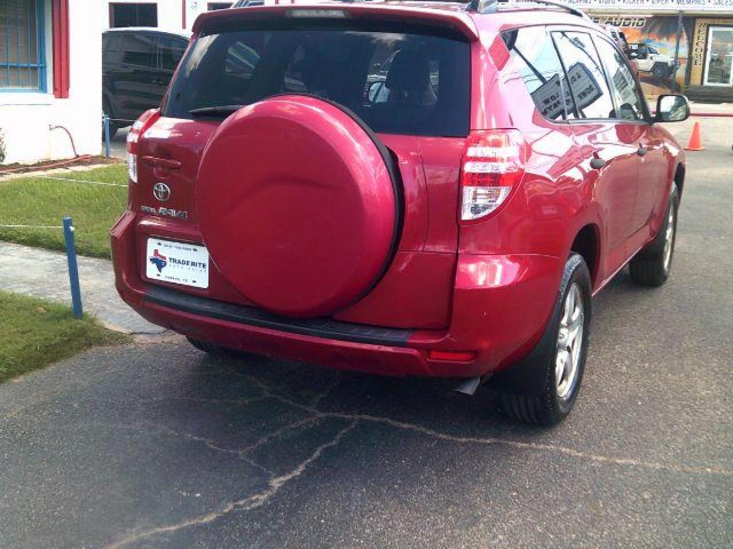 2010 Barcelona Red Metall /Ash Cloth Interior Toyota RAV4 Base I4 2WD (JTMZF4DV8AD) with an 2.4L L4 DOHC 16V engine, 4-Speed Automatic transmission, located at 116 N. Frazier Street, Conroe, TX, 77301, (936) 647-0690, 30.308662, -95.460480 - Photo#5