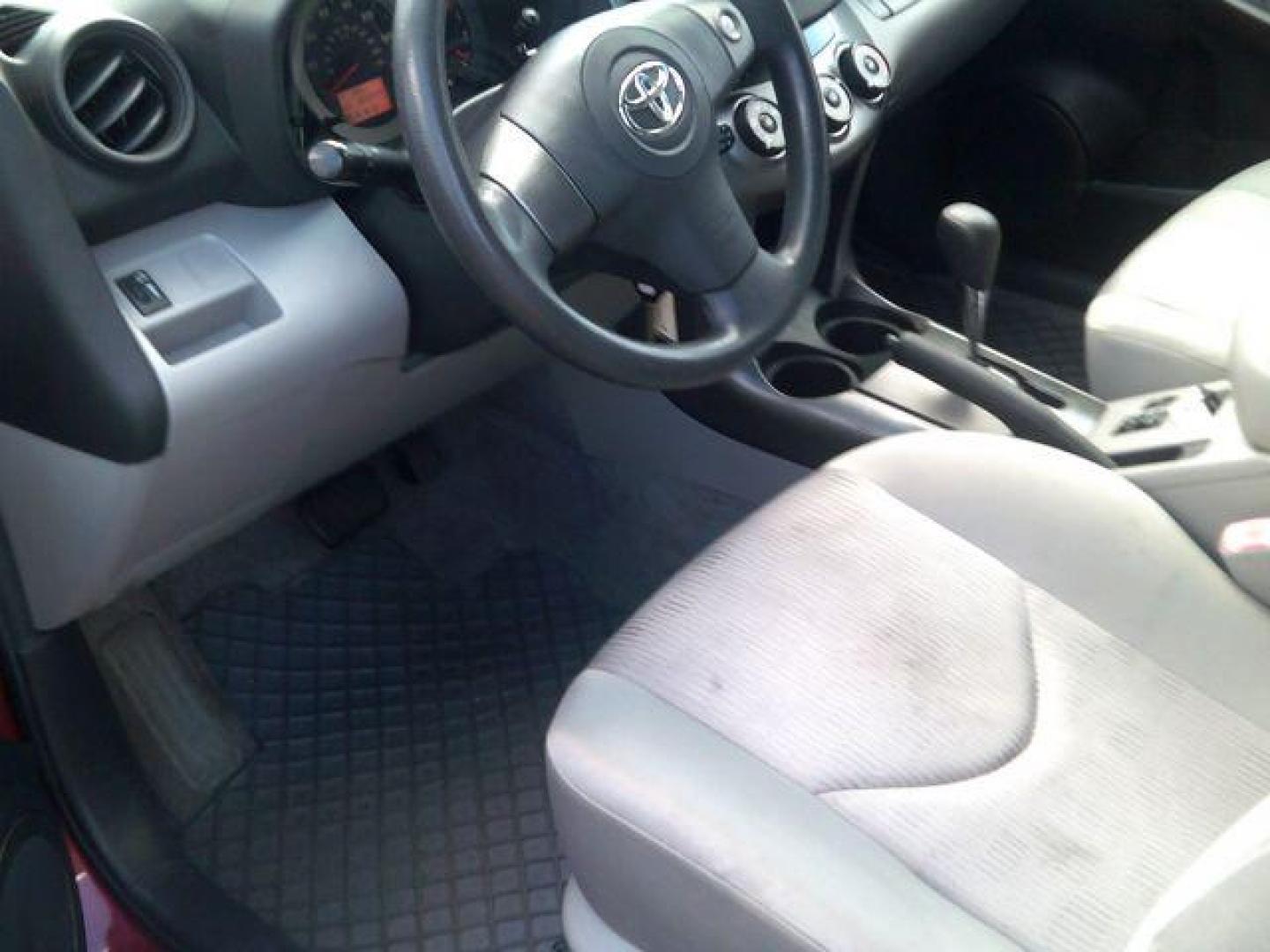2010 Barcelona Red Metall /Ash Cloth Interior Toyota RAV4 Base I4 2WD (JTMZF4DV8AD) with an 2.4L L4 DOHC 16V engine, 4-Speed Automatic transmission, located at 116 N. Frazier Street, Conroe, TX, 77301, (936) 647-0690, 30.308662, -95.460480 - Photo#7