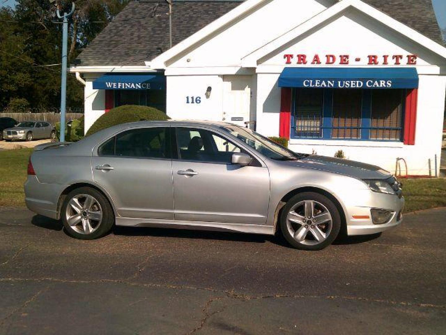 2012 Ingot Silver Metallic /Charcoal Black Leather Interior Ford Fusion SPORT (3FAHP0KC6CR) with an 3.5L V6 DOHC 24V engine, located at 116 N. Frazier Street, Conroe, TX, 77301, (936) 647-0690, 30.308662, -95.460480 - Photo#0
