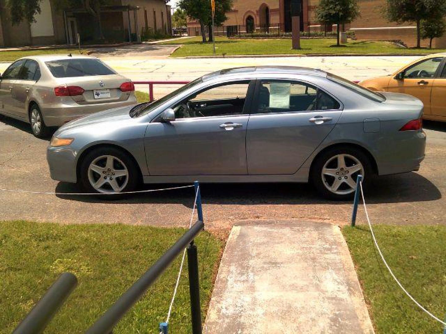 2007 Arctic Blue Pearl /Parchment Leather In Acura TSX 5-Speed AT (JH4CL96837C) with an 2.4L L4 DOHC 16V engine, 5-Speed Automatic transmission, located at 116 N. Frazier Street, Conroe, TX, 77301, (936) 647-0690, 30.308662, -95.460480 - Photo#3