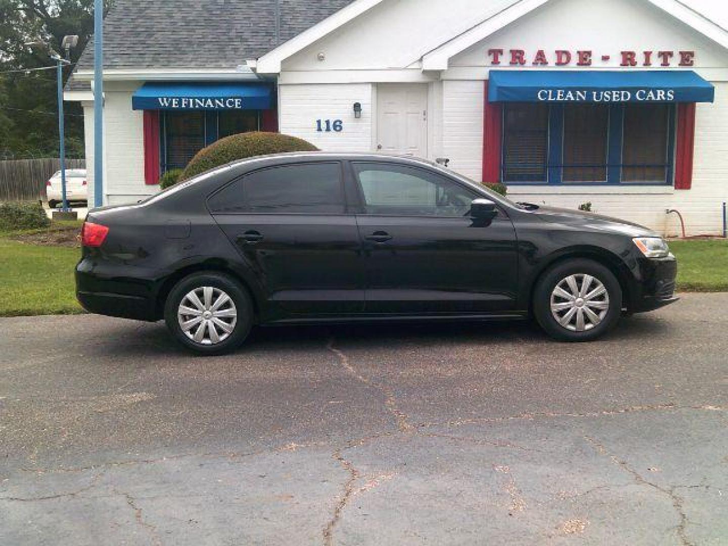 2013 BLACK Volkswagen Jetta SE (3VW2K7AJ2DM) with an 2.0L engine, AUTOMATIC transmission, located at 116 N. Frazier Street, Conroe, TX, 77301, (936) 647-0690, 30.308662, -95.460480 - Photo#0