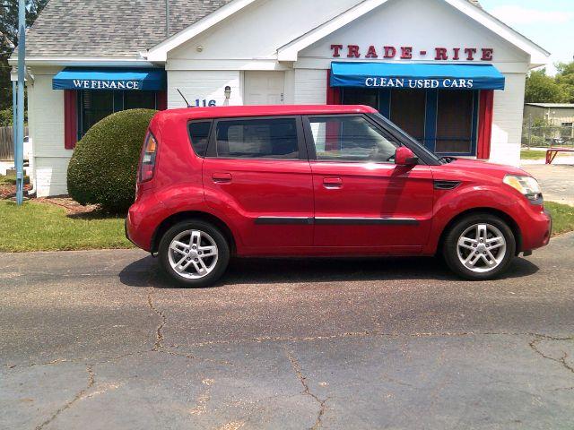 photo of 2010 Kia Soul +