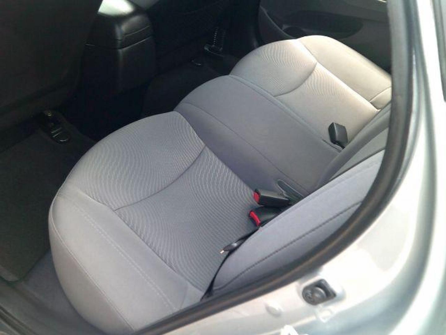 2016 Gray /Gray Leather Hyundai Elantra Value Edition (5NPDH4AE6GH) with an 1.8L engine, AUTOMATIC transmission, located at 116 N. Frazier Street, Conroe, TX, 77301, (936) 647-0690, 30.308662, -95.460480 - Photo#6