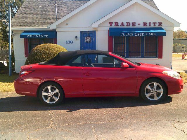photo of 2006 Toyota Camry Solara SE | SLE