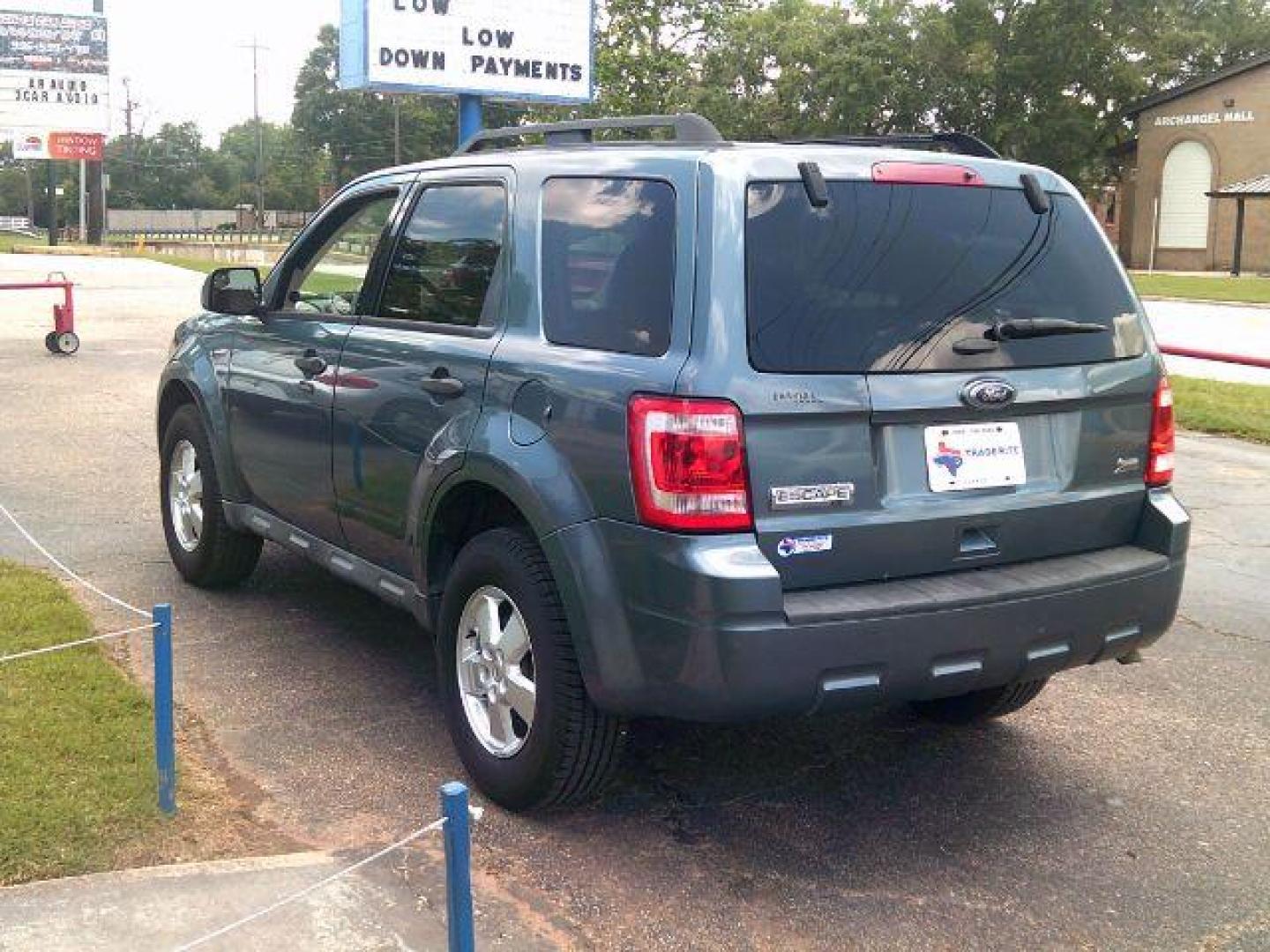 2012 Steel Blue Metallic /Stone Ford Escape XLT (1FMCU0DG6CK) , located at 116 N. Frazier Street, Conroe, TX, 77301, (936) 647-0690, 30.308662, -95.460480 - Photo#5