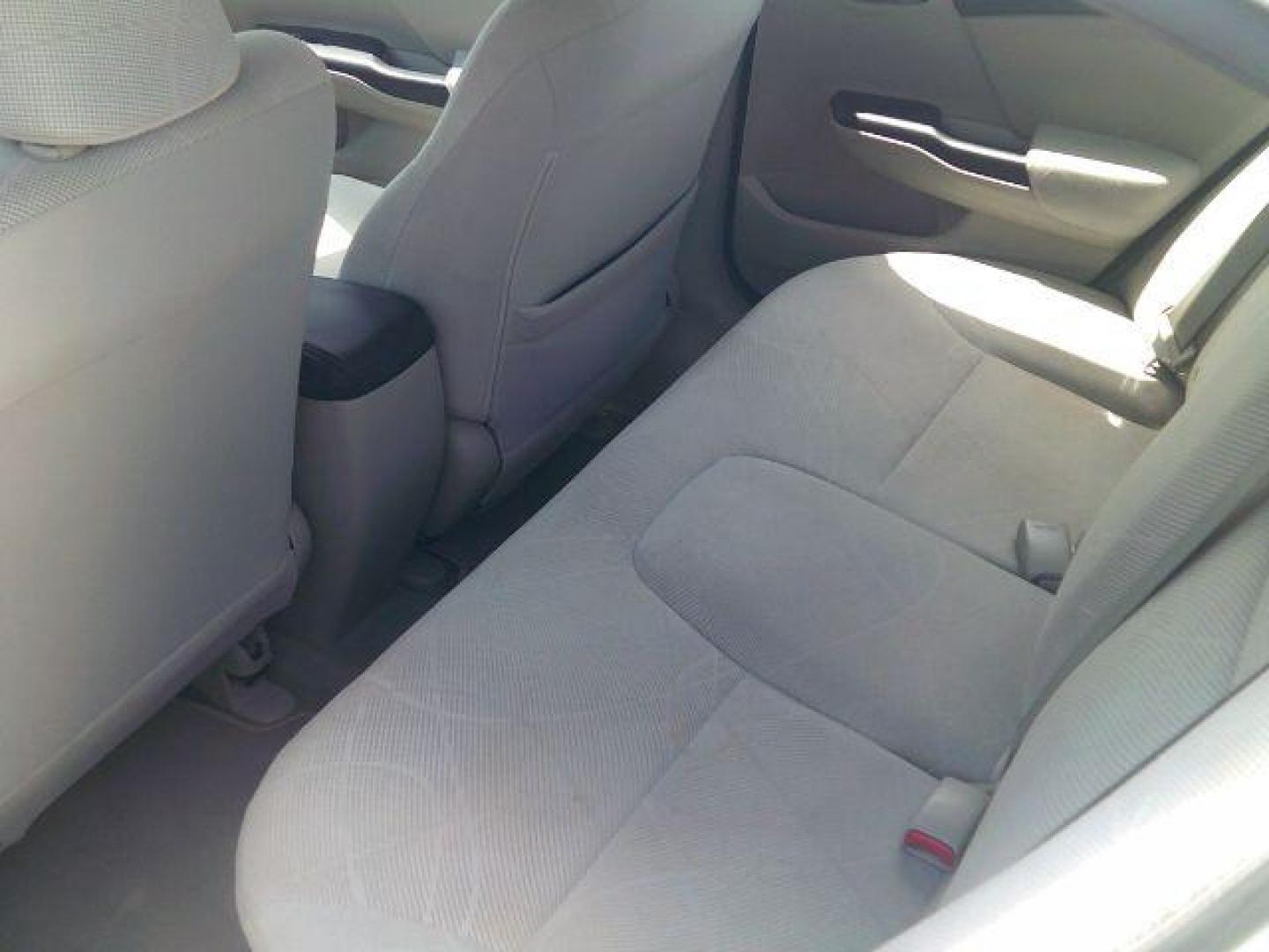 2012 Taffeta White /Stone Honda Civic LX (2HGFB2F5XCH) with an 1.8L I-4 i-VTEC variable valve control engine, 5-Speed Automatic transmission, located at 116 N. Frazier Street, Conroe, TX, 77301, (936) 647-0690, 30.308662, -95.460480 - Photo#6