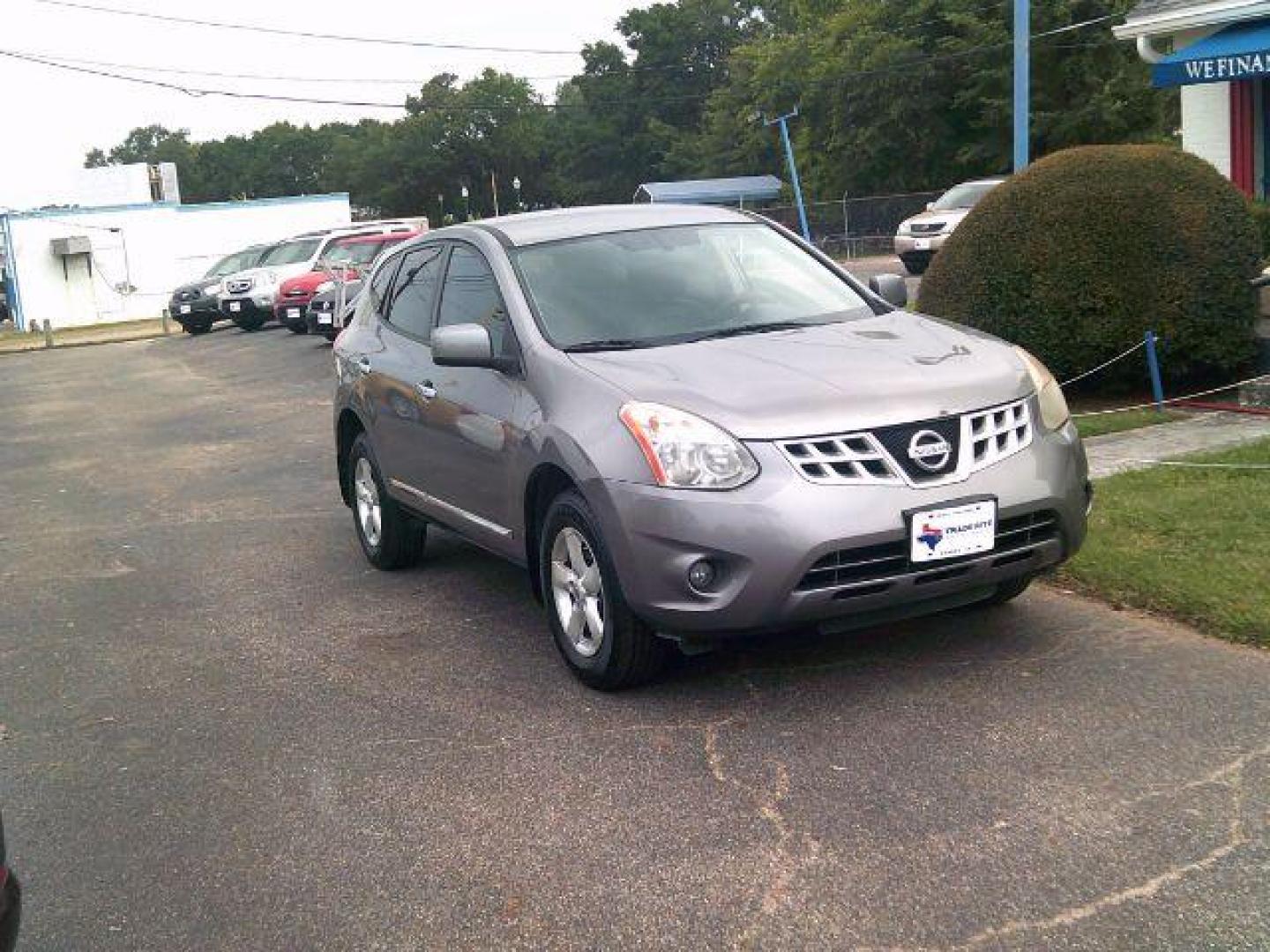 2013 Platinum Graphite Metallic /Black Nissan Rogue S (JN8AS5MT6DW) with an 2.5L I-4 DOHC engine, located at 116 N. Frazier Street, Conroe, TX, 77301, (936) 647-0690, 30.308662, -95.460480 - Photo#1