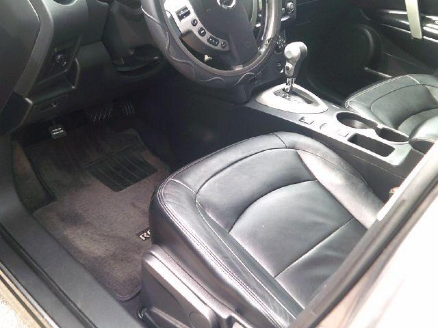 2013 Platinum Graphite Metallic /Black Nissan Rogue S (JN8AS5MT6DW) with an 2.5L I-4 DOHC engine, located at 116 N. Frazier Street, Conroe, TX, 77301, (936) 647-0690, 30.308662, -95.460480 - Photo#7