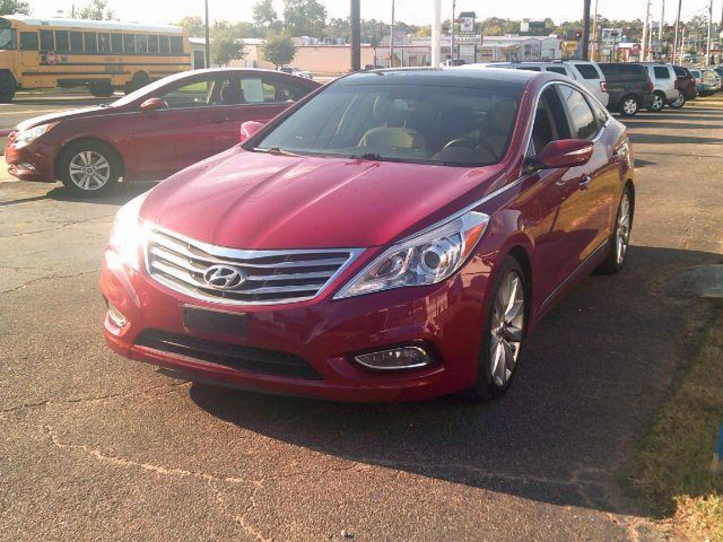 2013 RED Hyundai Azera LIMITED (KMHFH4JG8DA) , located at 116 N. Frazier Street, Conroe, TX, 77301, (936) 647-0690, 30.308662, -95.460480 - Photo#2