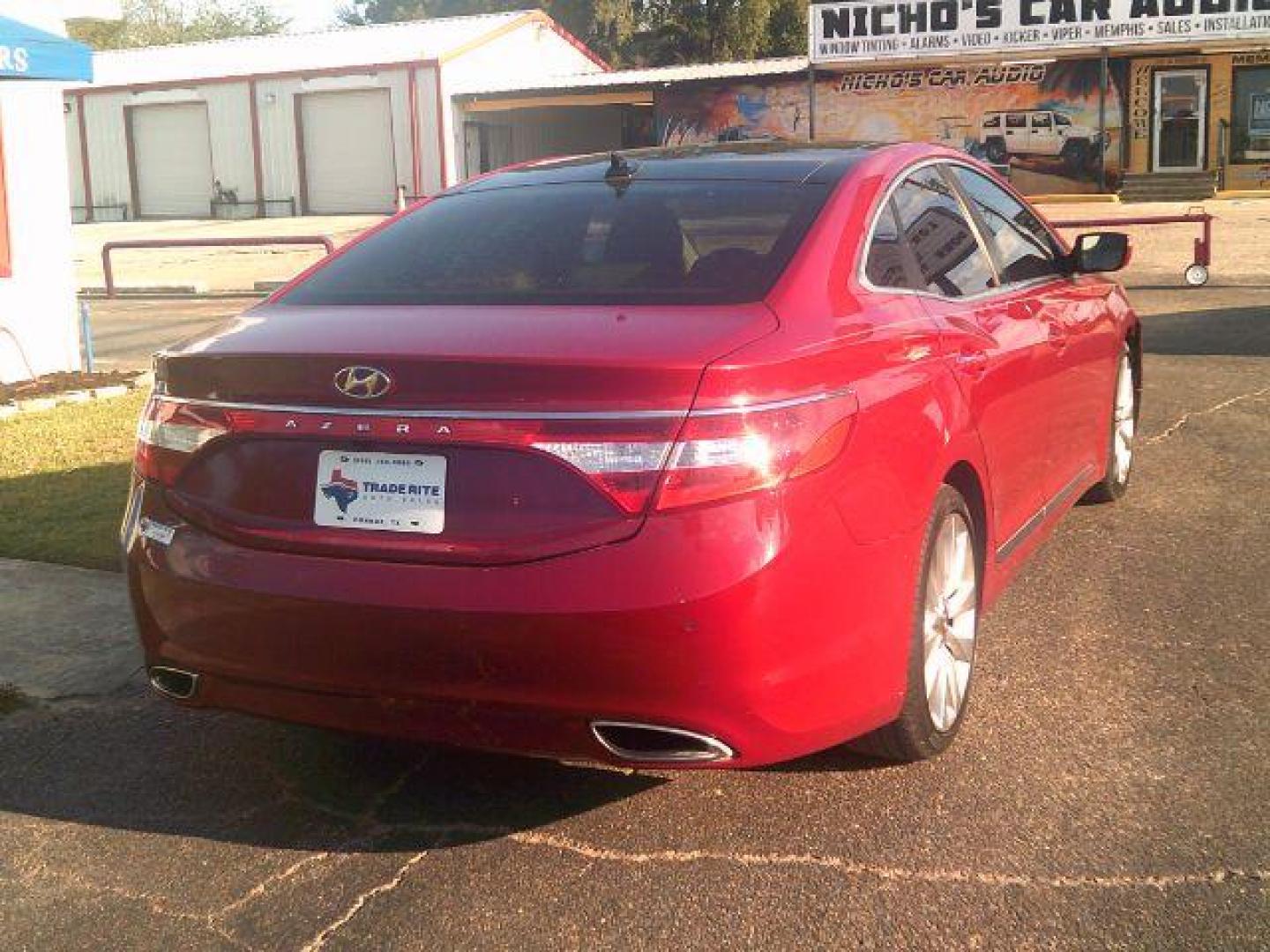 2013 RED Hyundai Azera LIMITED (KMHFH4JG8DA) , located at 116 N. Frazier Street, Conroe, TX, 77301, (936) 647-0690, 30.308662, -95.460480 - Photo#5