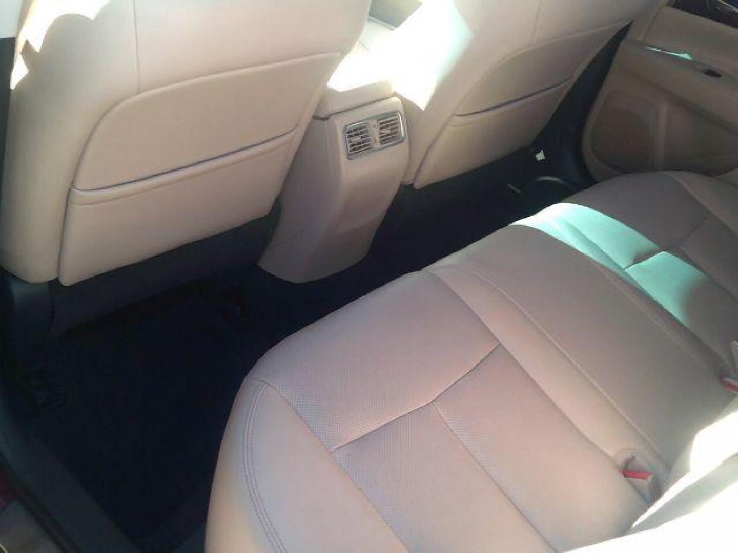 2015 Cayenne Red Nissan Altima 2.5 SL (1N4AL3AP9FN) with an 2.5L I-4 DOHC engine, located at 116 N. Frazier Street, Conroe, TX, 77301, (936) 647-0690, 30.308662, -95.460480 - Photo#6