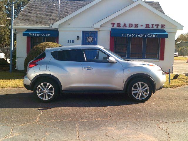 photo of 2013 Nissan Juke SL